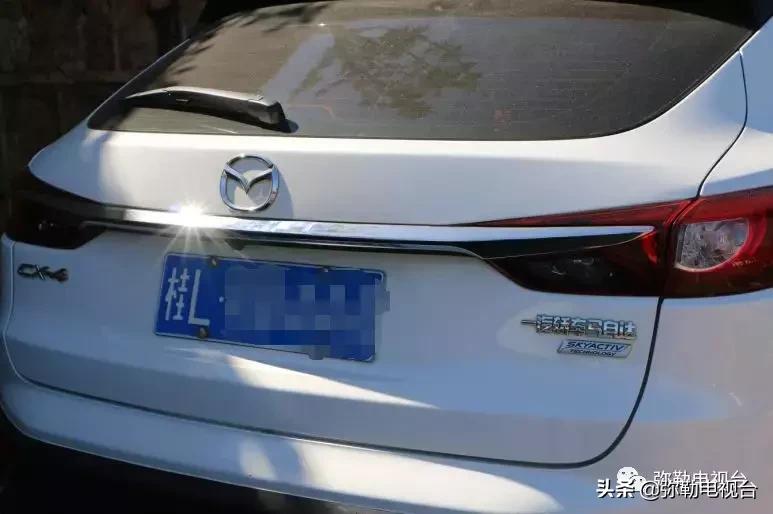 太热闹!弥勒花海、人海、车海、舞海...这些人上镜了!