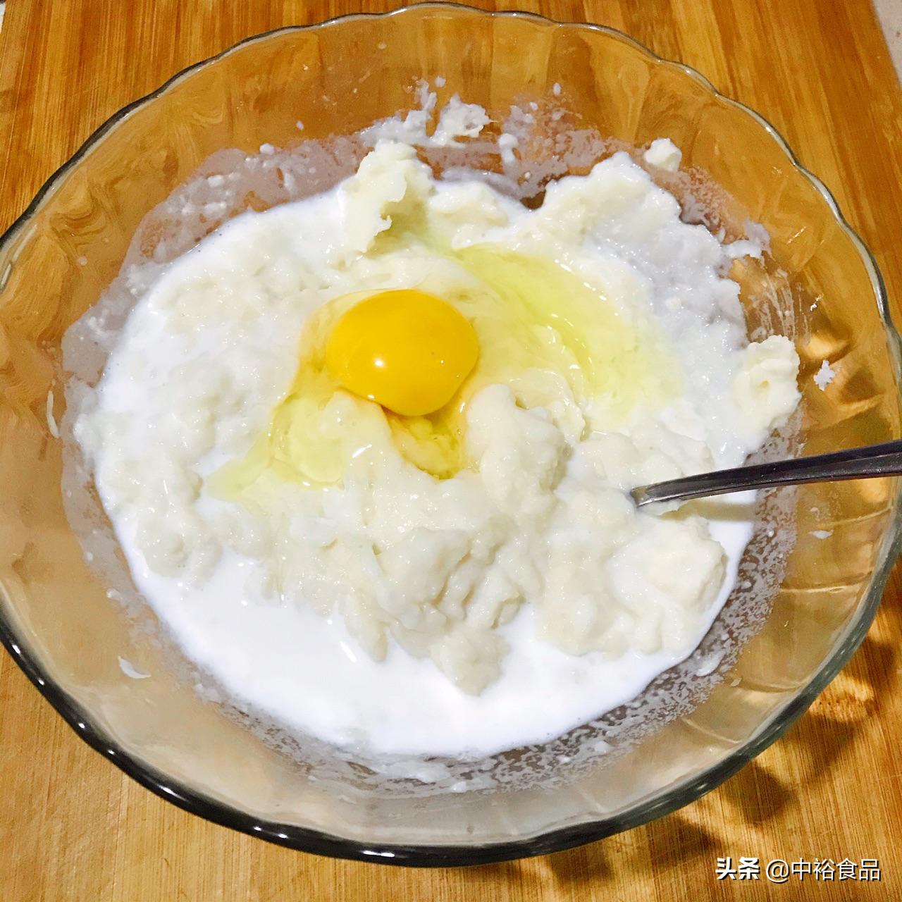 不加一滴水奶香味十足的山药小饼,山药奶香小软饼