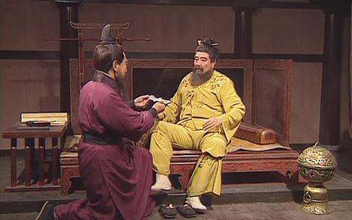 曹操的成功来源于曹操的情怀,曹操的人生经历告诉我们