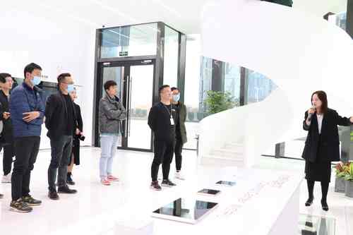 走进慧科技，尽享智“慧”生活