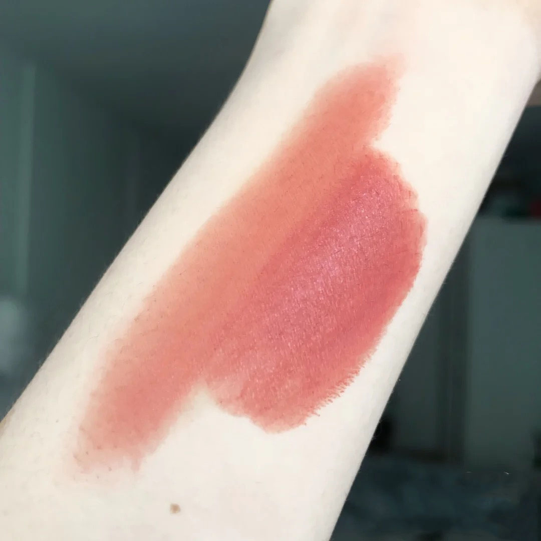 迪奥哪个颜色最火显白,迪奥基础款哪个颜色好看