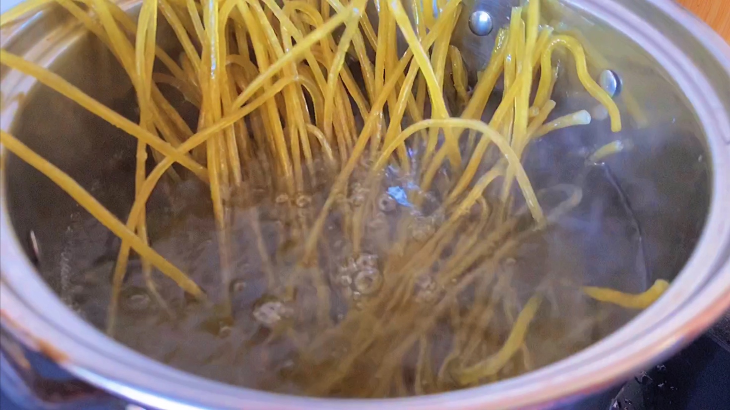 老重庆酸辣粉正宗教程,正宗重庆酸辣粉全套配方