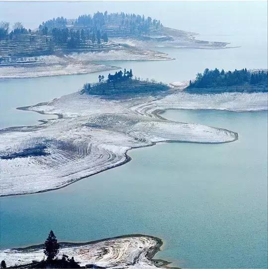 广东居然藏着一个神秘天坑,广东这座小镇藏着多少宝藏