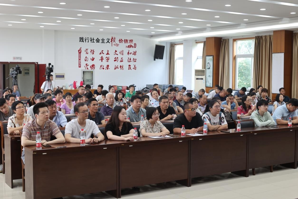 2021年全国农民手机应用技能培训周走进江苏常州武进岑村