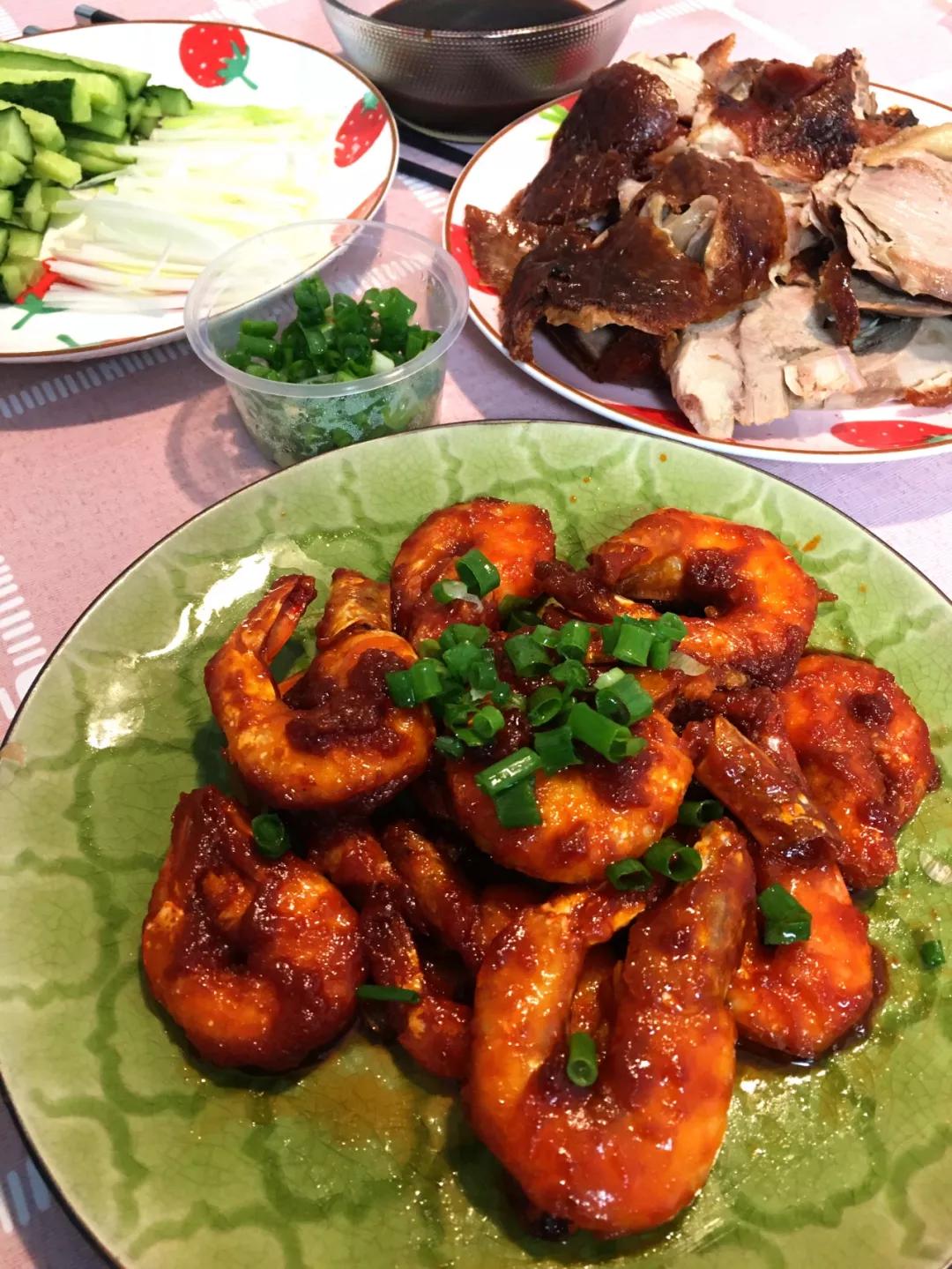 呷哺酱料怎么调好吃,大食堂自制食物简单做法