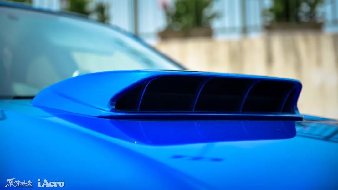 斯巴鲁翼豹2.0r三厢还值得吗,斯巴鲁翼豹gti