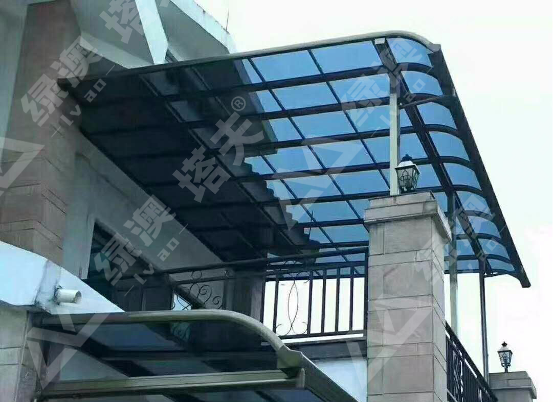 pc雨棚破了怎么修补,pc透明板漏雨怎么处理