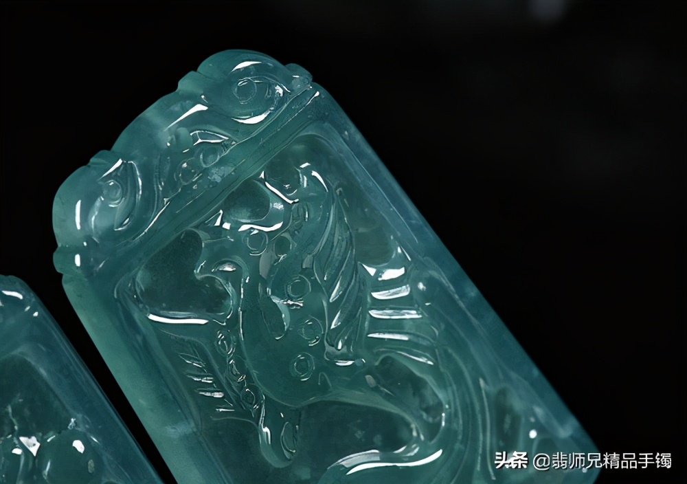 翡翠龙凤呈祥价值,翡翠龙凤牌的寓意