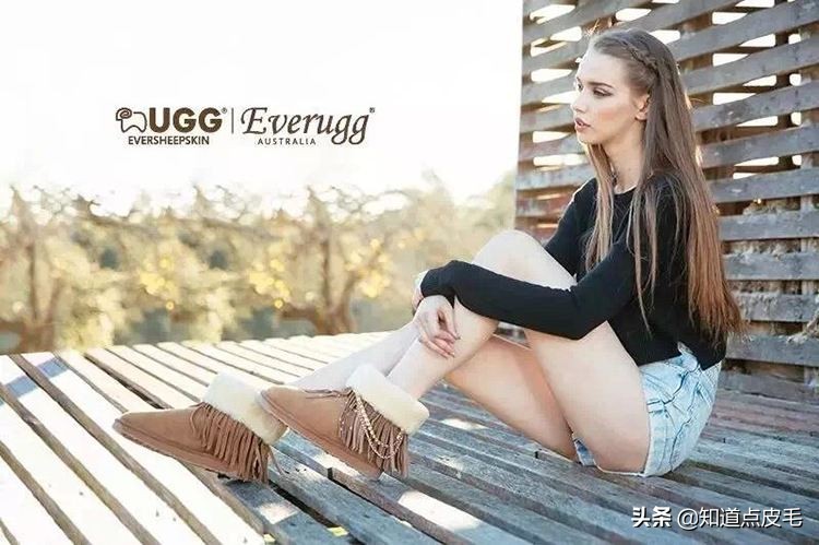 小众时尚坡跟雪地靴,时尚亮面皮毛一体雪地靴