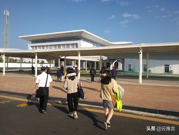 从深圳坐火车到海南海口要多久,从深圳站去湛江火车