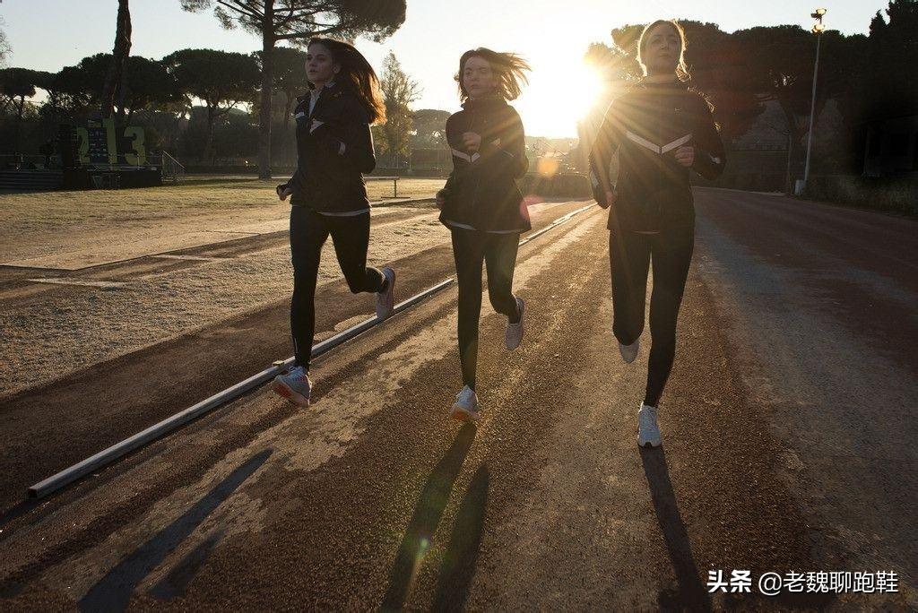 最值得买的跑鞋性价比高超好驾驭,最值得入手的5款跑鞋