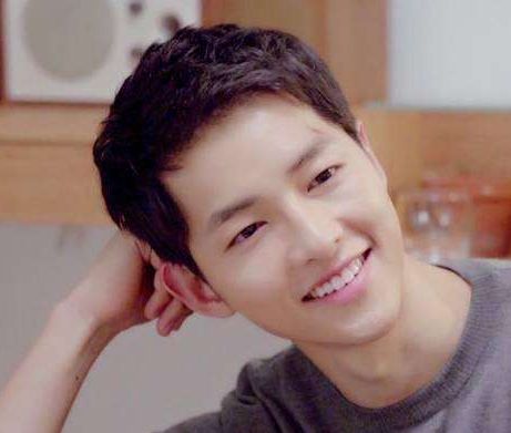 脸型胖胖的男生剪什么发型,上宽下窄的脸型的发型男生