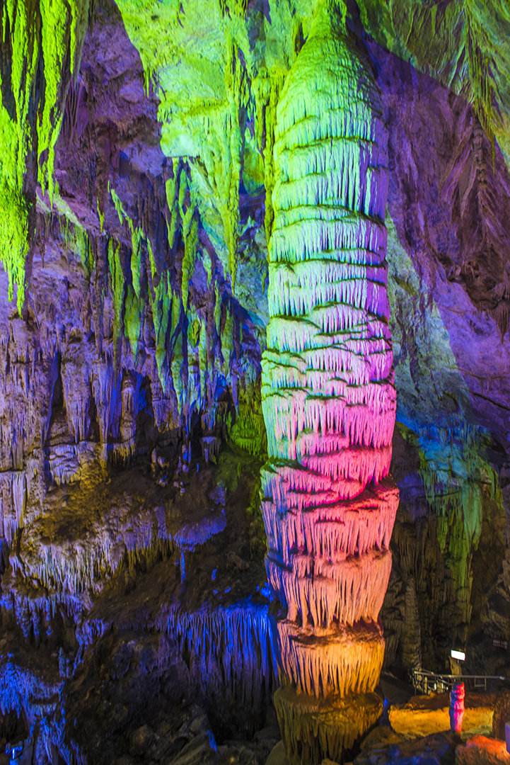 芙蓉洞5a,国家5a级景区龙洞