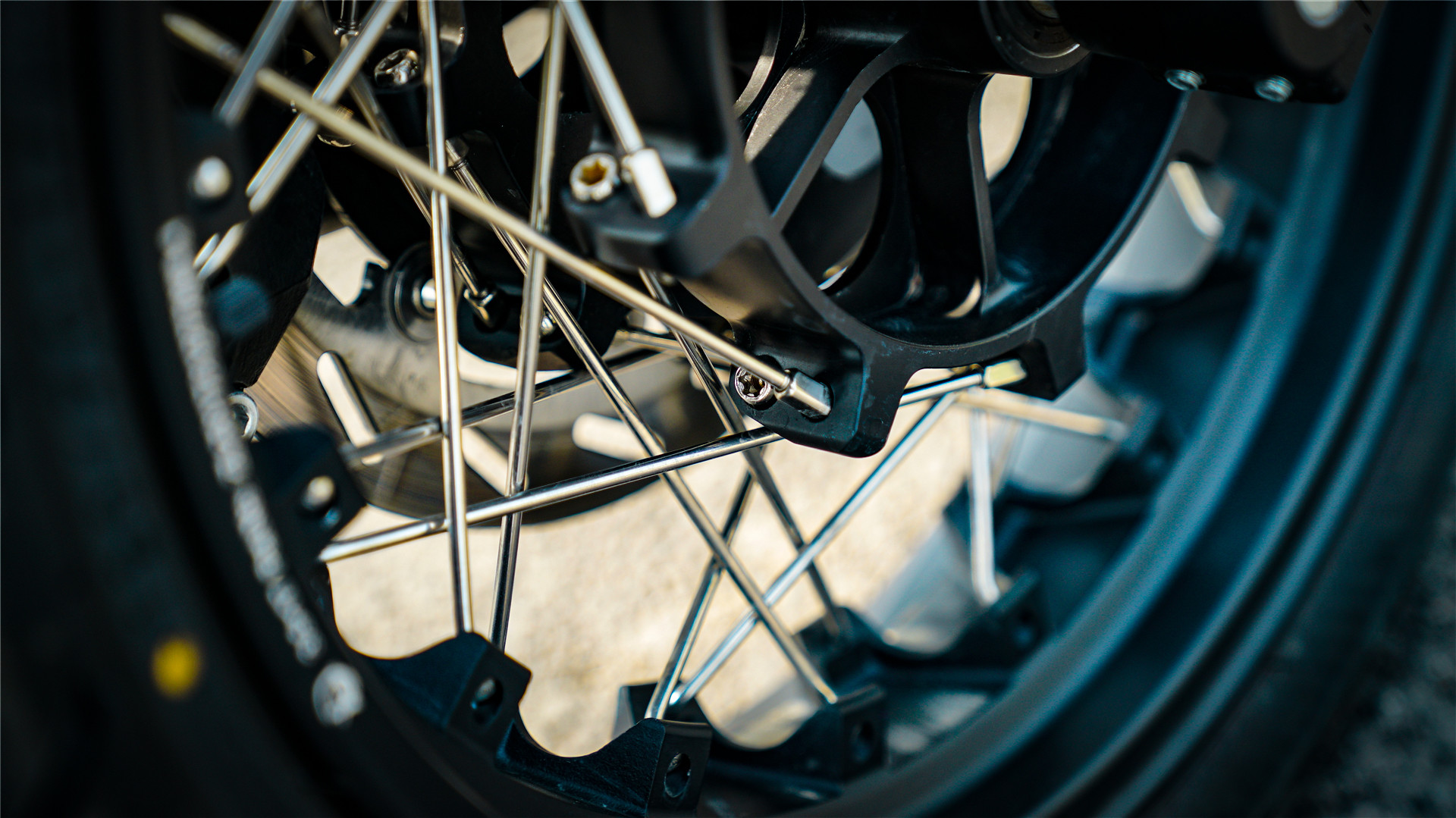 赛科龙RE3复古,re3复古测评