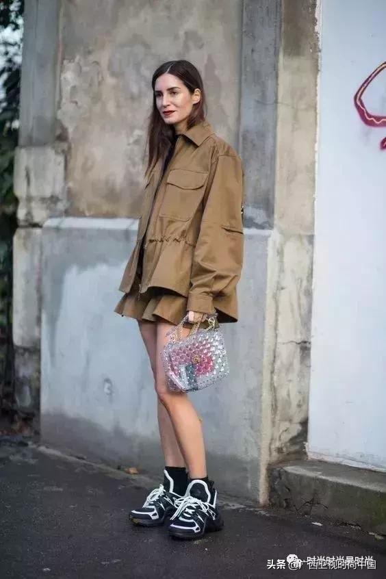 老爹鞋视觉上比较大怎么搭配,老爹鞋哪款好看舒适又百搭