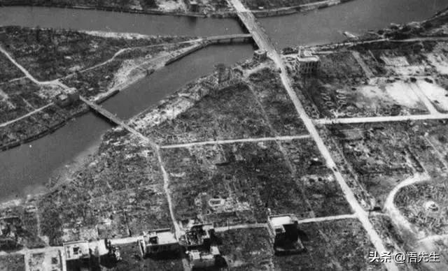 年轻时的霍金照,霍金年轻时照片有多帅