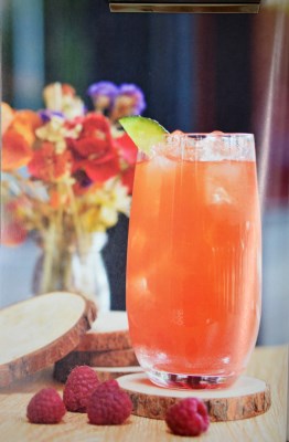 老铁来一杯,老铁来一杯年会穿搭