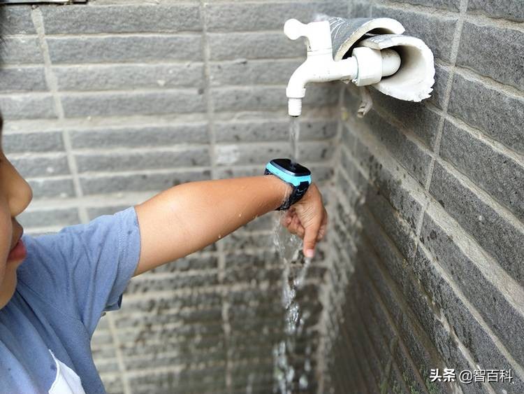 360儿童手表深度测评,360电话手表p1pro和p2对比