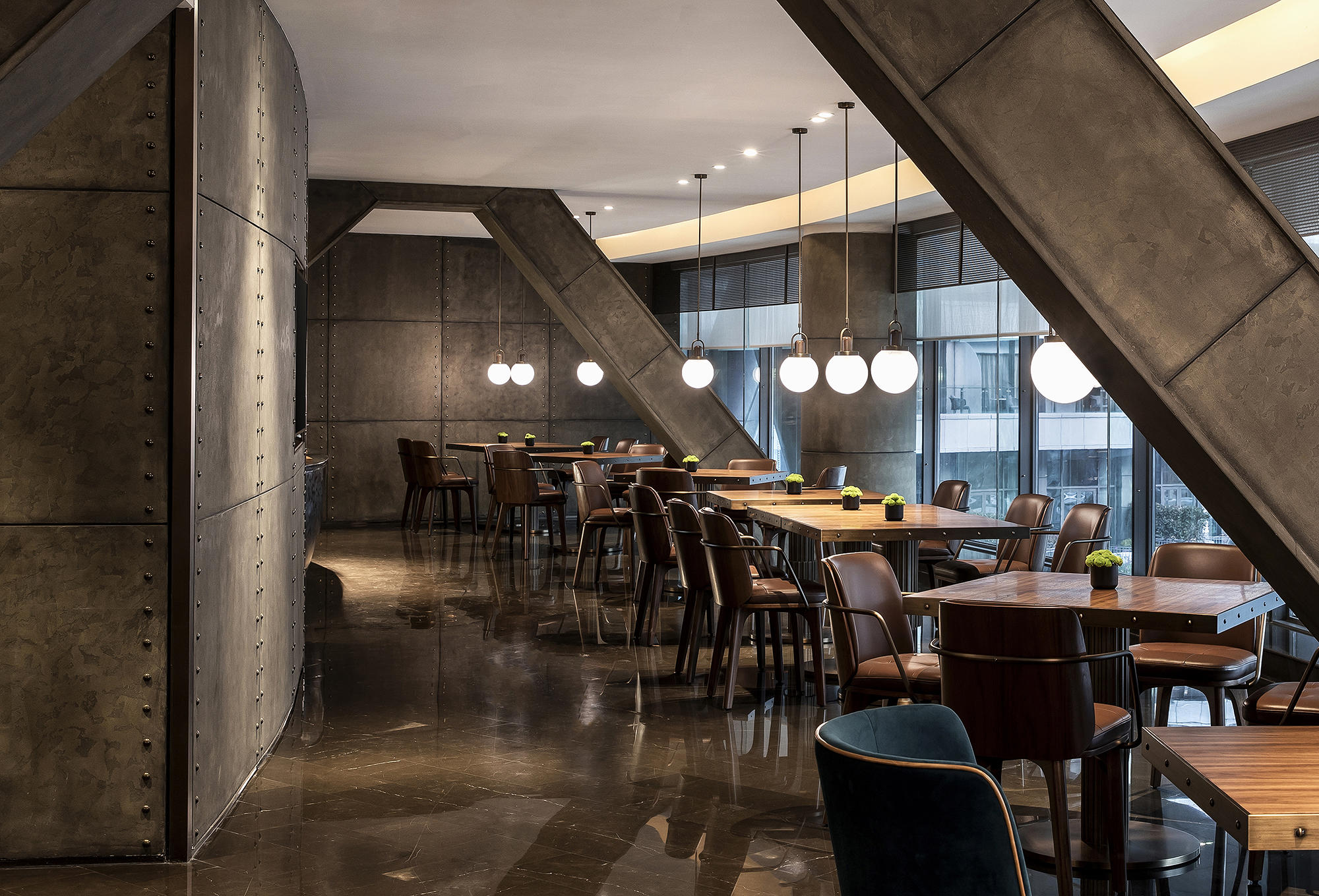 世界建筑奇迹深坑酒店,深坑酒店是世界建筑奇迹