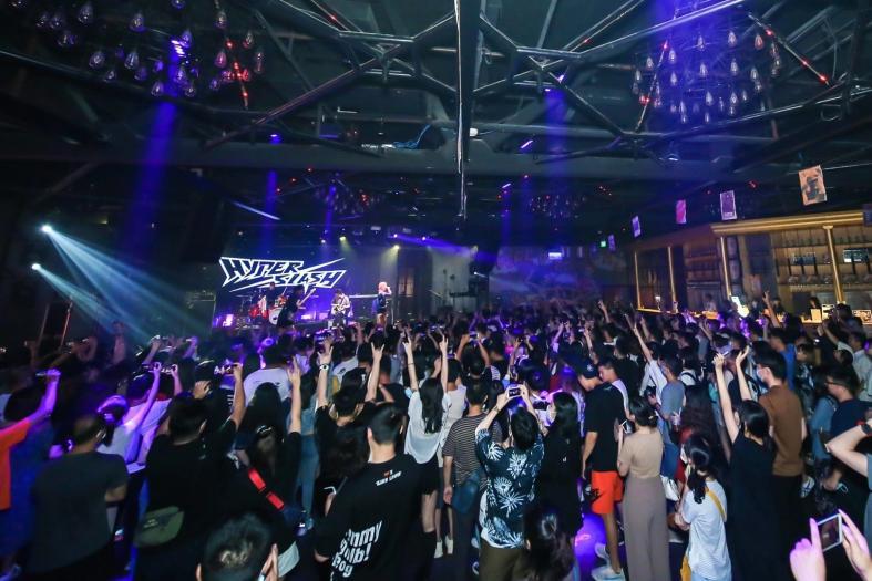 对话左右、超级斩、椅子乐团……“乐夏”里的城市乐队地图