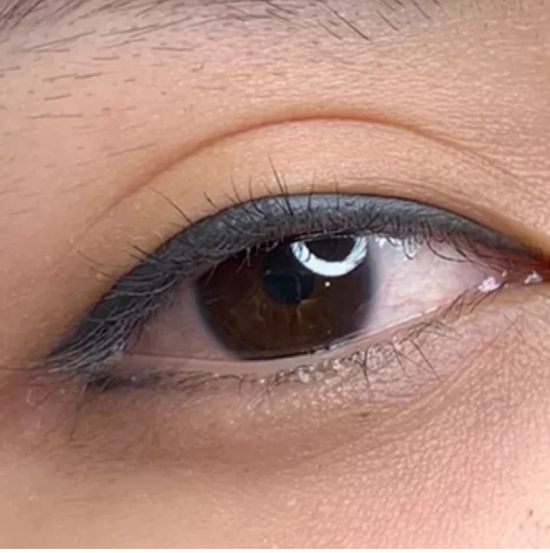 纹绣师操作美瞳线应该注意什么,新手纹绣师如何操作美瞳线