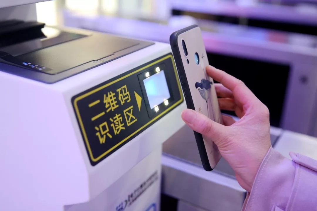 现在高铁站是否不需要纸质车票了,全国高铁可以无纸化吗