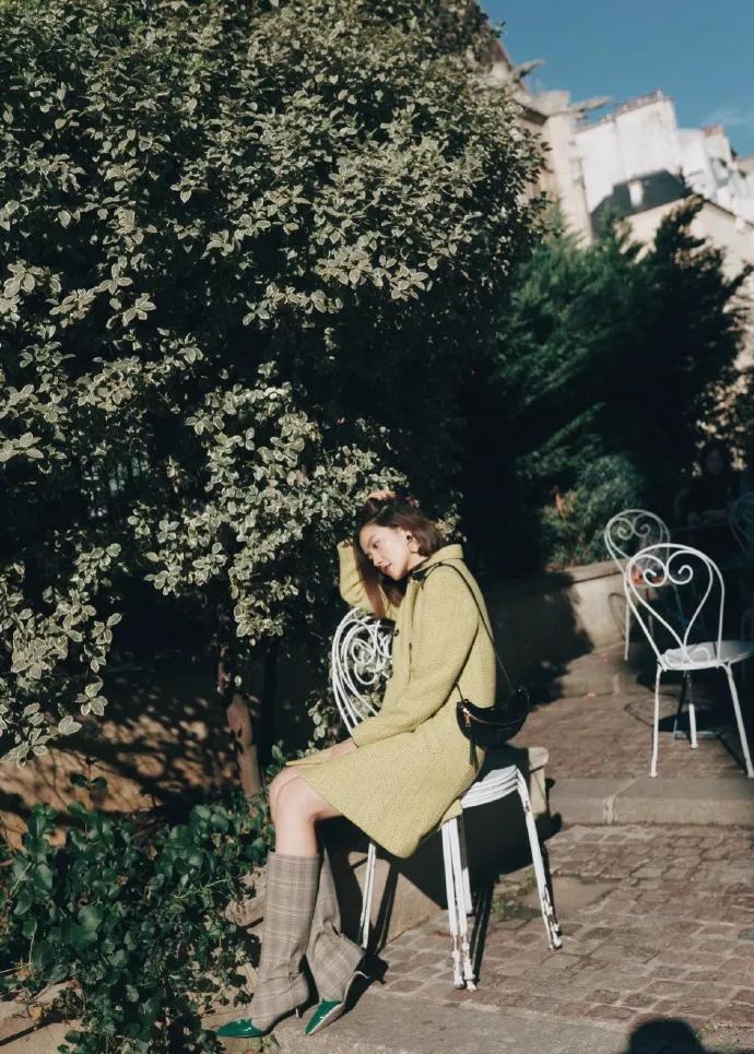 最新款的腰包简单一点,斜挎腰包最值得入手的大牌