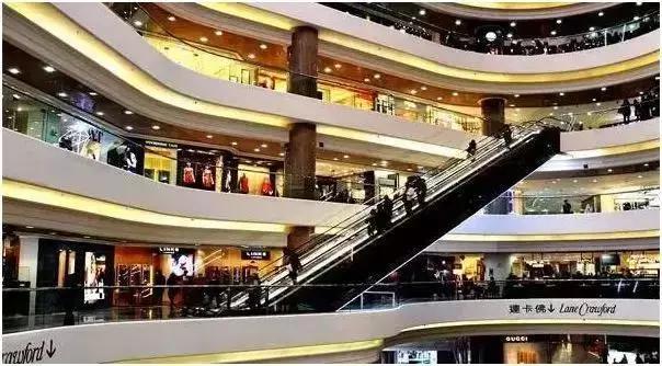 下了飞机到哪寄存行李,香港机场寄存行李有免费的地方吗