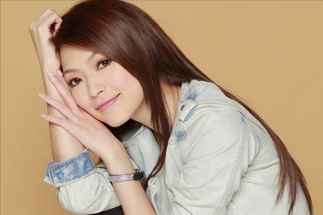 4年换10个男友,4年换了5个男友