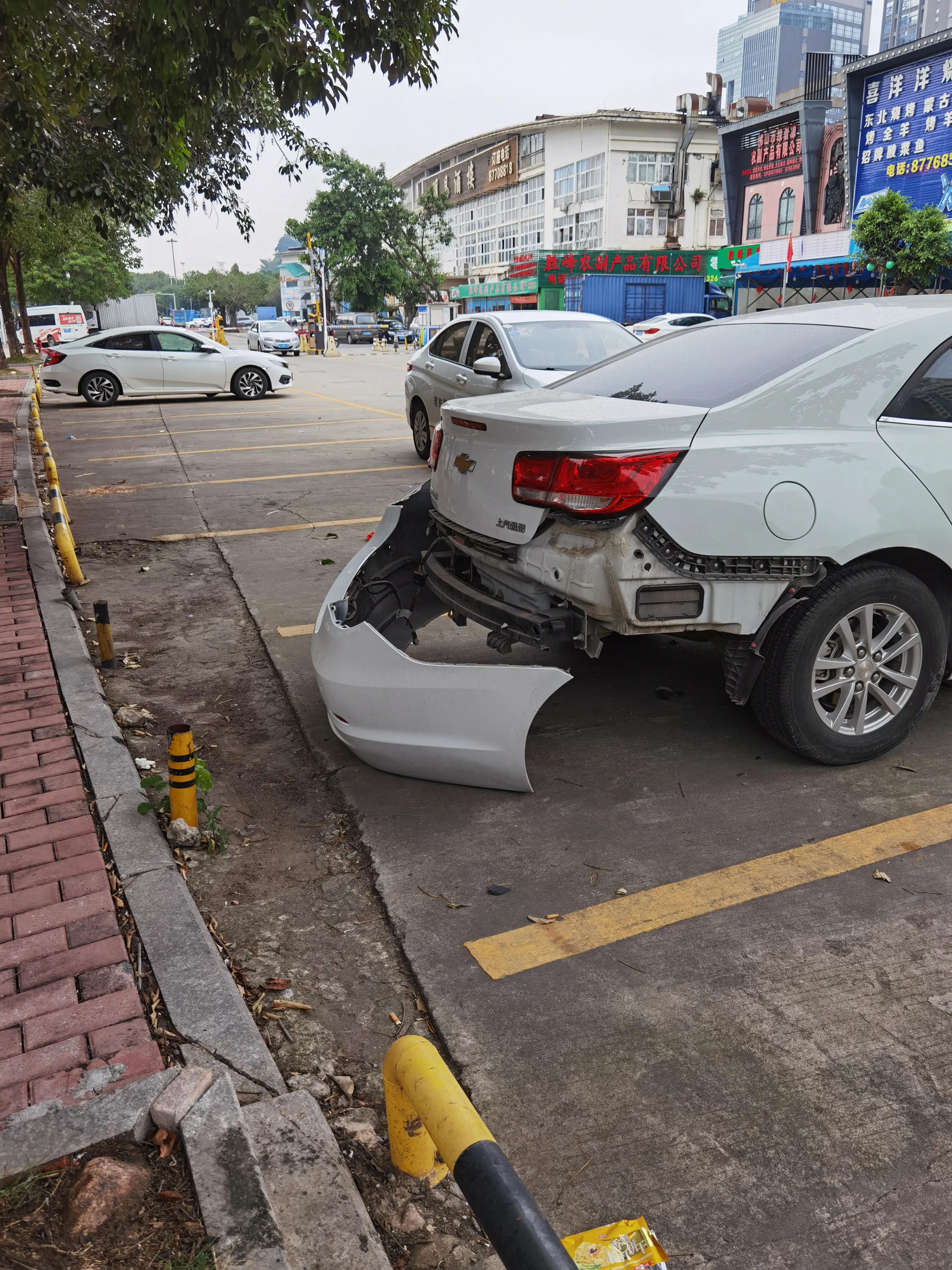 华为车载盯盯拍智慧屏最新,盯盯拍s5华为智慧屏行车记录仪