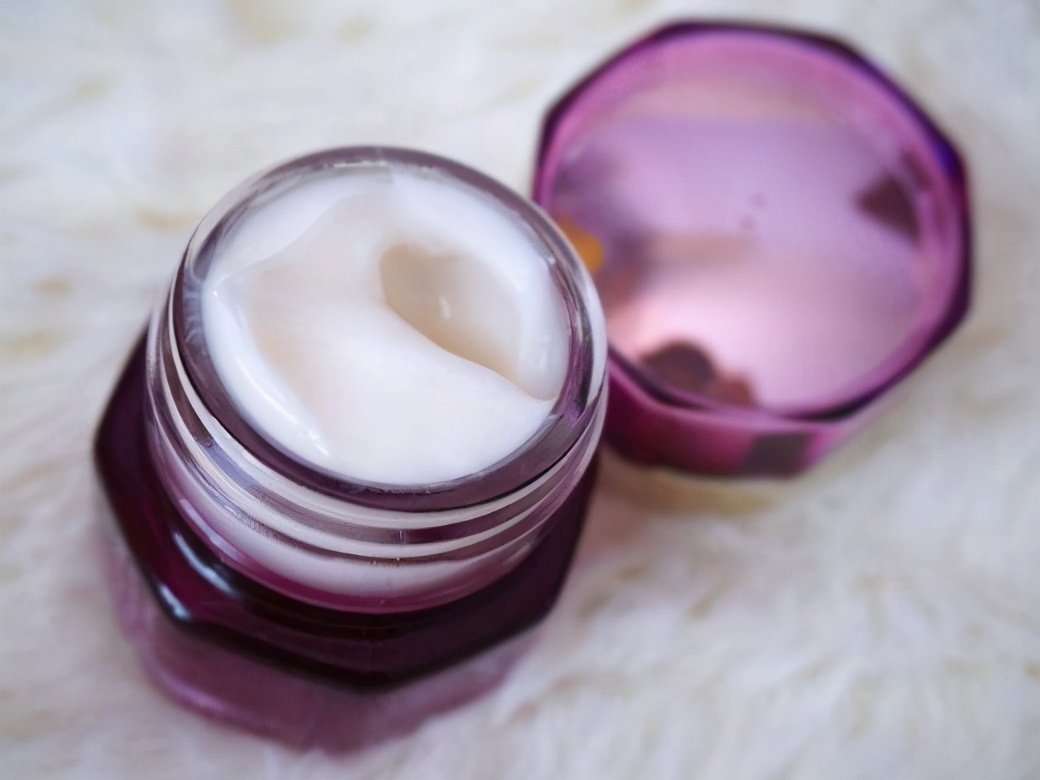 去黑眼圈效果好的眼霜推荐,平价好用的眼霜推荐去细纹黑眼圈