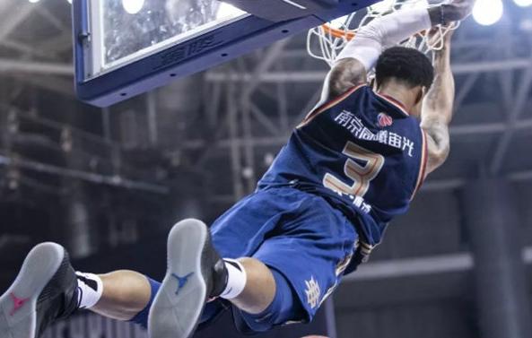 杨金蒙绝杀同曦,南京同曦曾繁日15分集锦