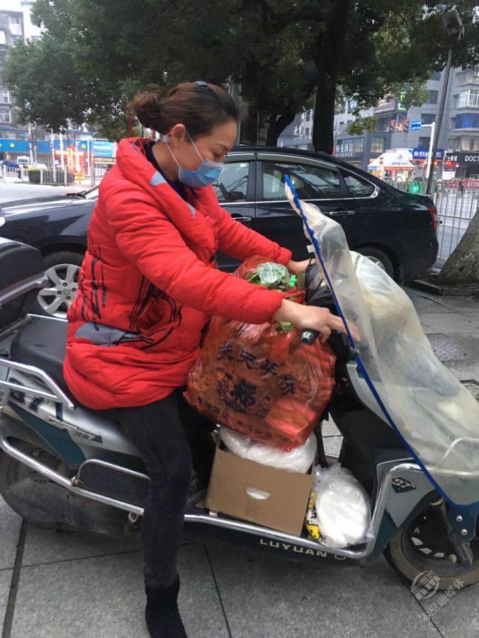 赤壁：小城大爱缤纷瞬间（二）