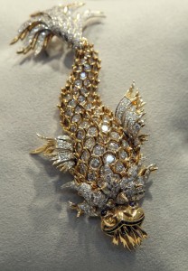 伊丽莎白泰勒珠宝片段,伊丽莎白泰勒和她收藏的300件珠宝