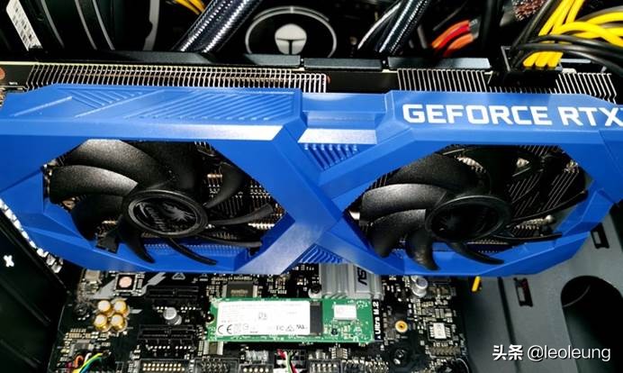 雷神主机黑武士2代是水冷吗,雷神911mt黑武士i7-7700gtx1050