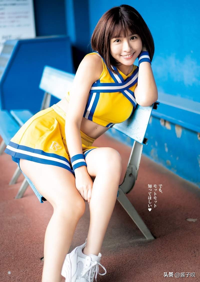 现任和前任女友悼文惊人一致，展现黄鸿升完美人设