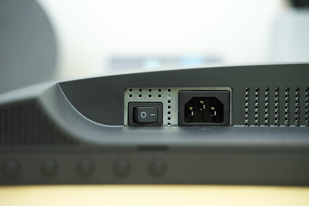 明基2500q显示器评测,明基显示器pd2500q色彩好吗