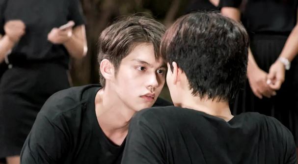 泰剧假偶天成第一季上线时间,泰剧假偶天成男主怎么了