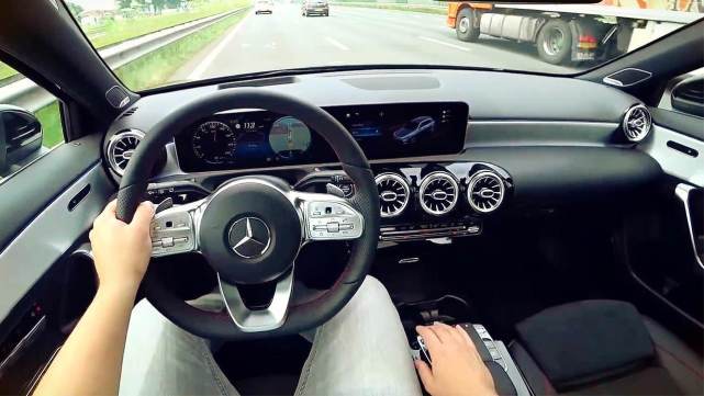 汽车在高速上踩油门不管用,行驶中突然油门踏板失效