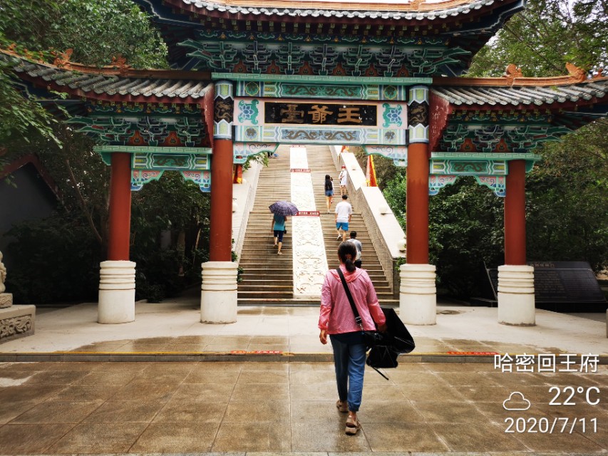 哈密疆内旅行最新消息,新疆哈密市东大门