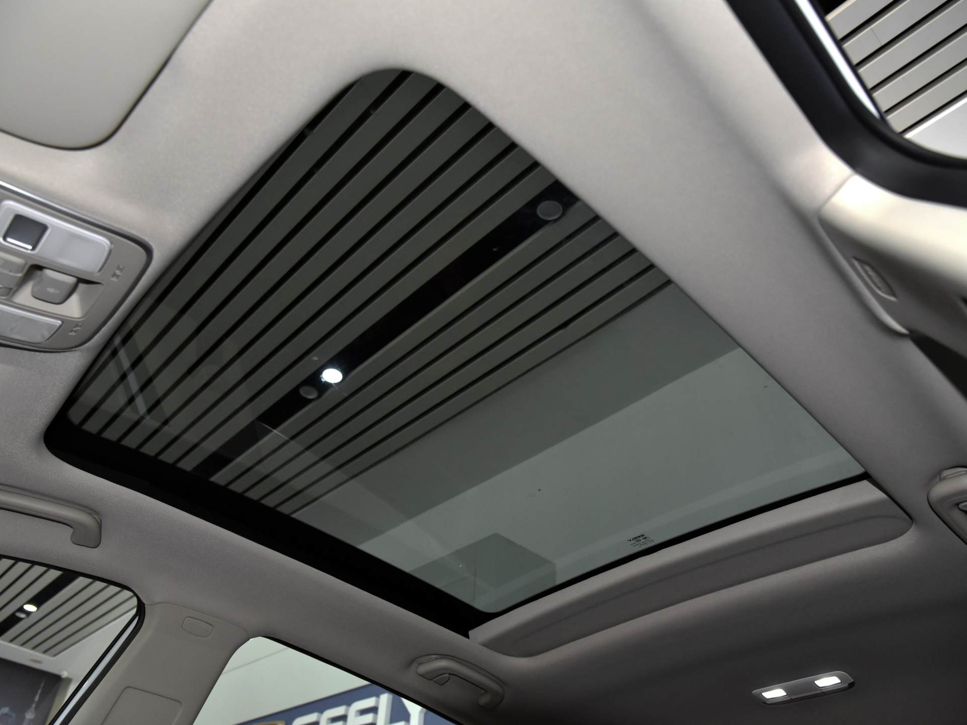 比suv空间小比轿车大,比合资便宜的suv车型