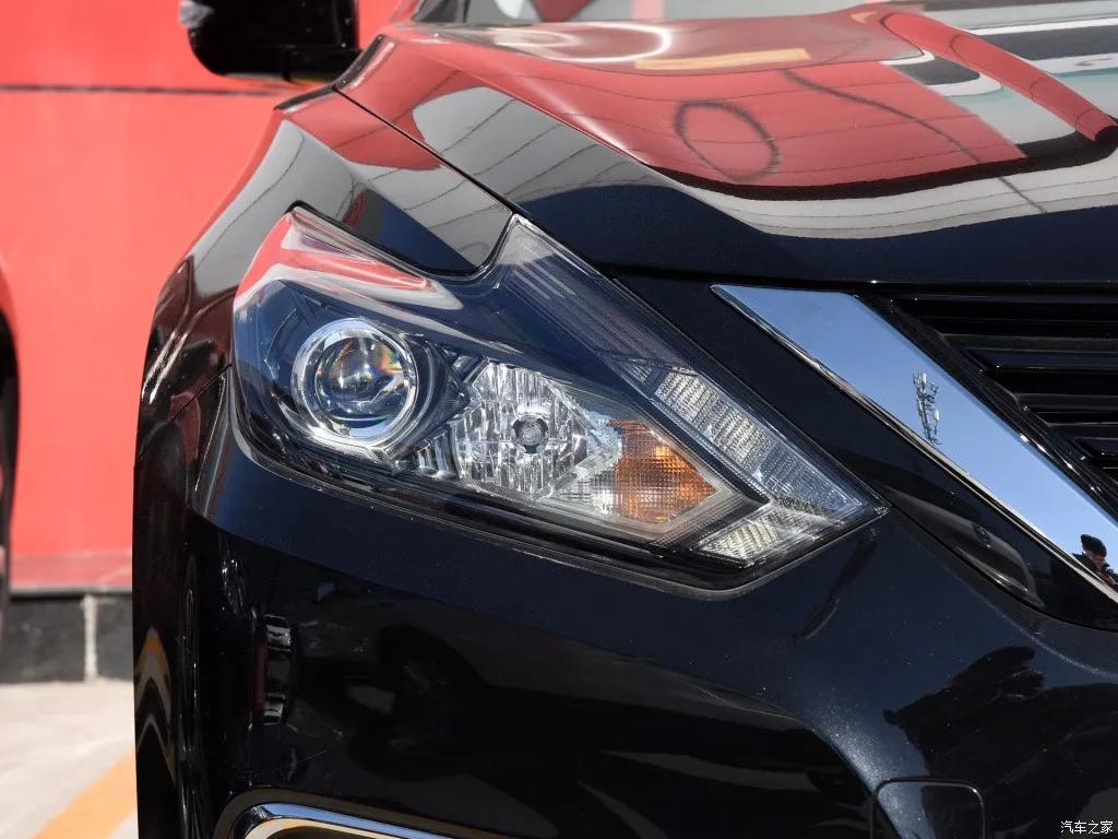 二手车天籁2011款2.0lxl,16年16款天籁2.0二手的现值多少钱