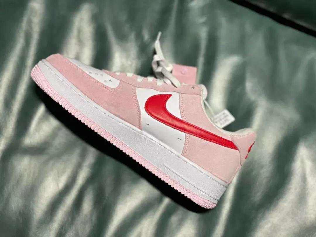 af1情人节为啥是权志龙同款,权志龙nikeaf1联名小雏菊多少钱