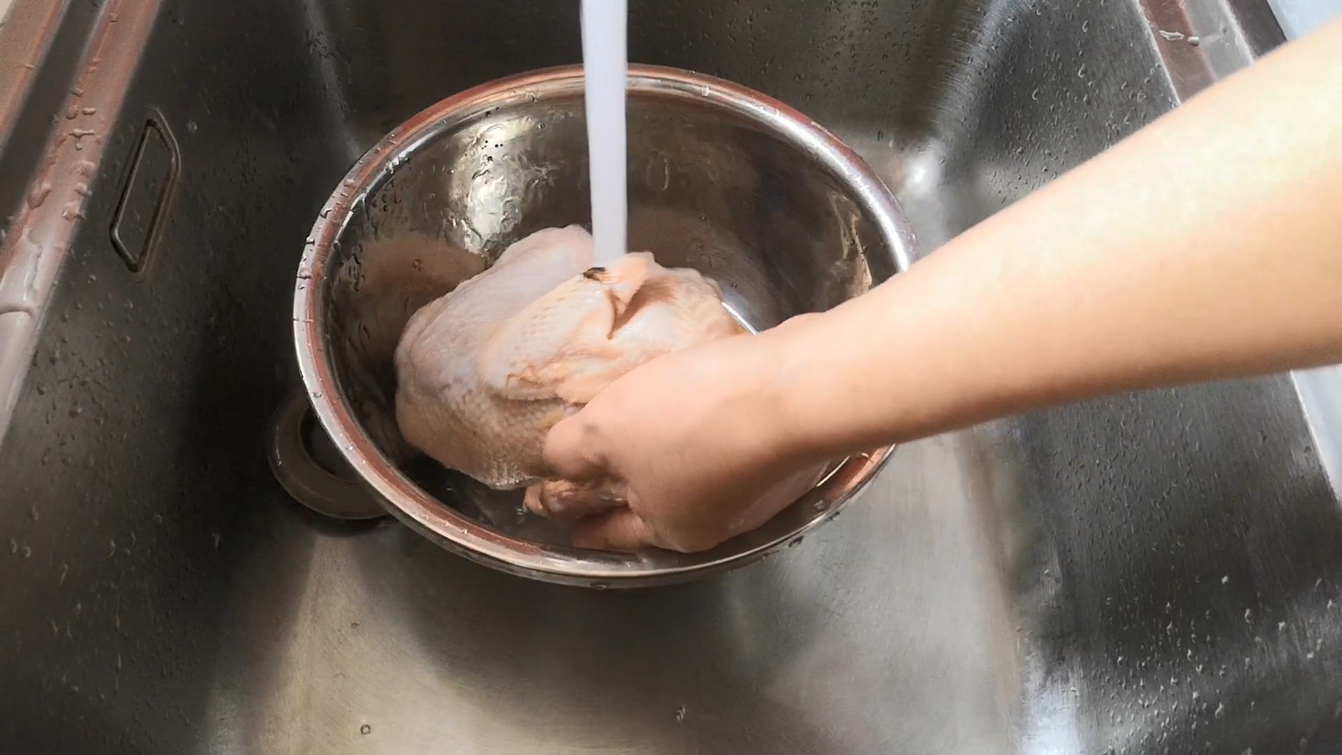 竹荪虫草花炖鸡汤正确做法,羊肚菌竹荪虫草花蒸汤最佳做法