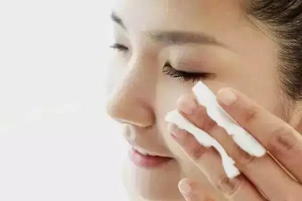 化妆没有固定正确的顺序,每天化妆需要多少分钟呢