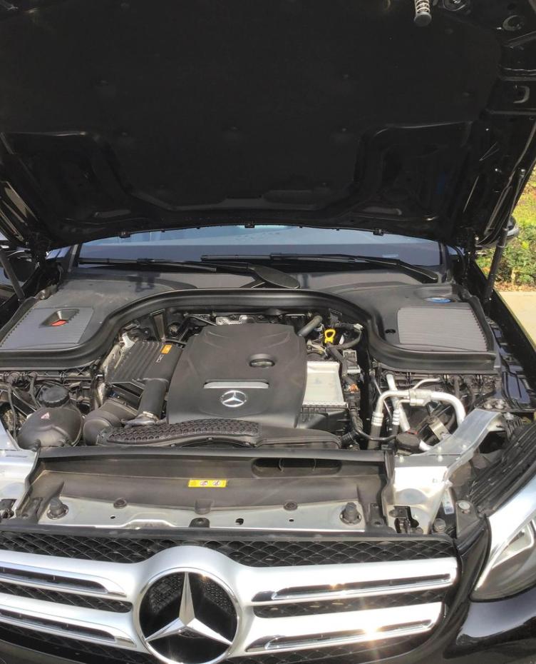 奔驰glc260和300的区别,奔驰glc260l2022款试驾