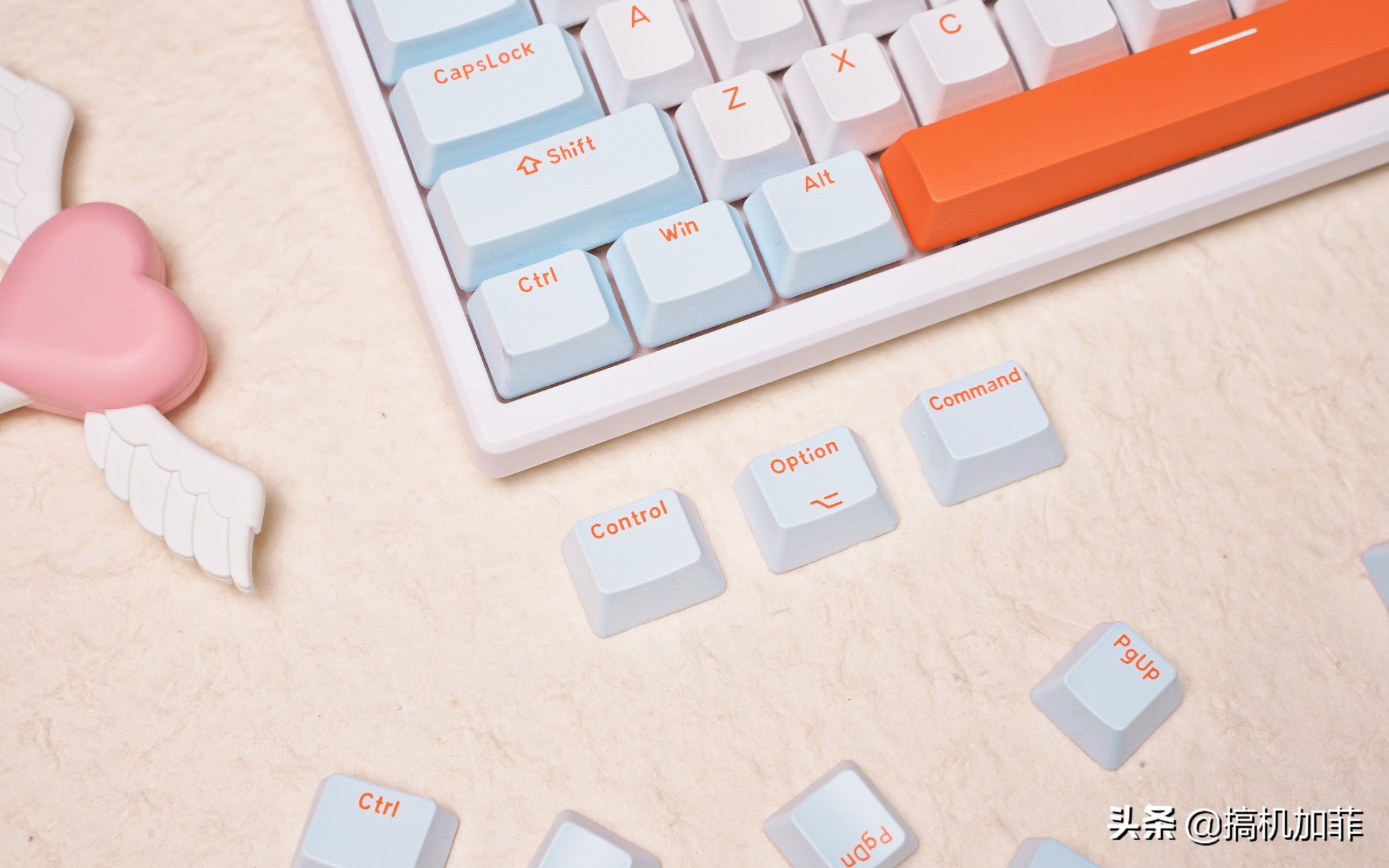 平淡的美，HELLOGANSSHS98T无线三模键盘上手