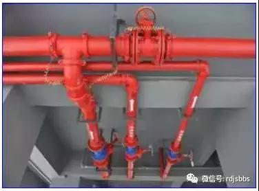 屋面不锈钢栏杆防雷接地安装方法,屋面防雷接地规范要求多高要焊接