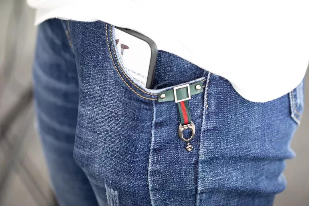 放手机的收纳腰包,可以挂在皮带上的腰包大全