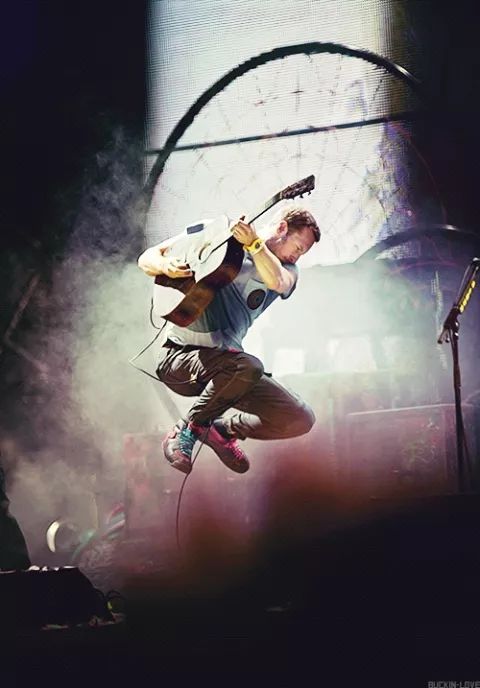 吉他长期不弹怎么保养,吉他多久上油保养一次